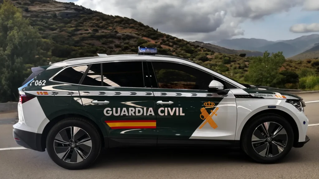coche guardia civil