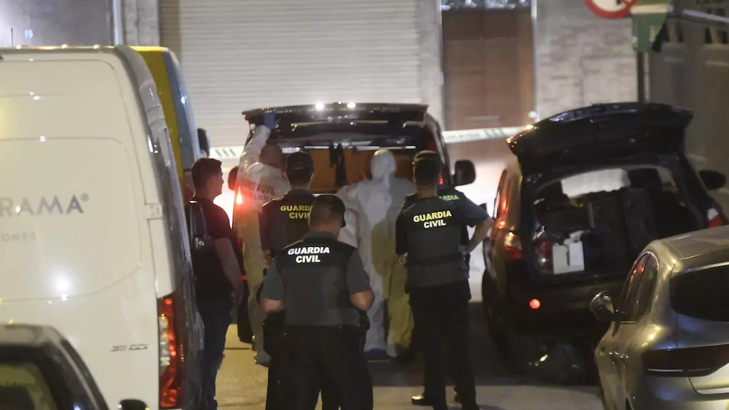 guardia civil en la escena del crimen