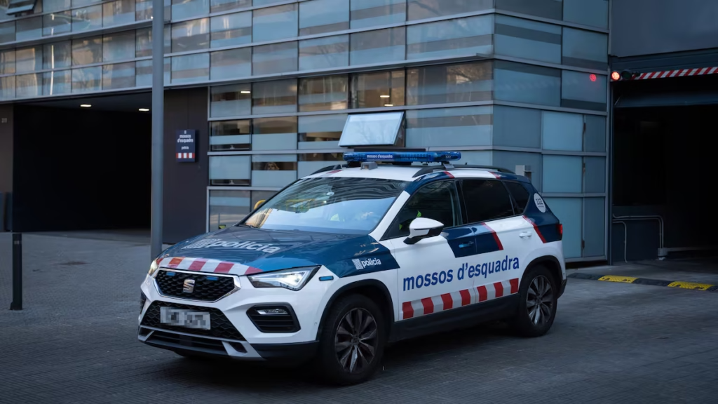 coche policial mossos esquadra