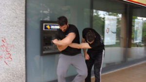 Defensa personal en la calle