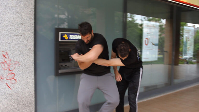 Defensa personal en la calle
