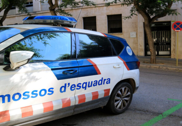 Robos violentos de cadenas en Tarragona investigados por los Mossos d'Esquadra