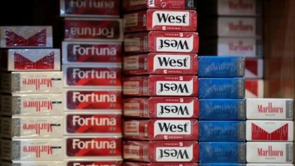 La Guardia Civil incauta una alijo de 100 toneladas de tabaco en Barcelona.