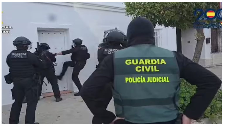 Operación contra la explotación sexual de mujeres vulnerables.