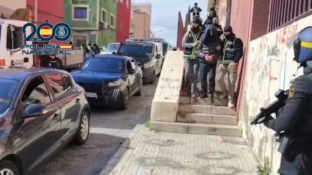 Detenido un yihadista que captaba a mujeres en Melilla.