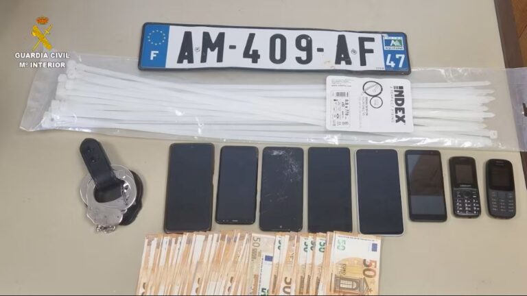 Detenidos 4 presuntos autores de un robo con violencia mediante el método del 'Policía Full'