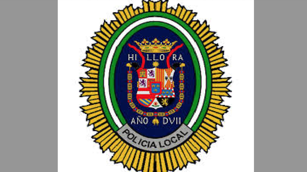 La policia local de Illora detiene a un peligroso fugitivo.